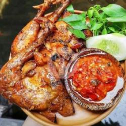 Ayam Goreng Madu Dada