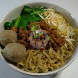 Mie Yamien Bakso