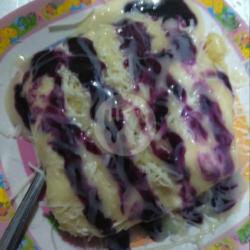 Pancong Blueberry Keju Susu