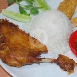 Nasi Putih Bebek Goreng