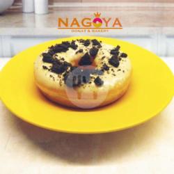 Donat Vanilla Oreo