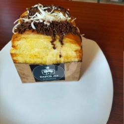 Toast Tiramisu Extra Coklat Keju