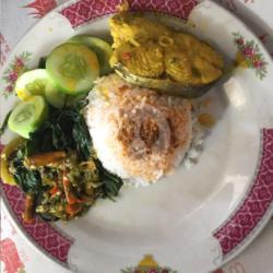 Nasi Ikan Jambal Gulai