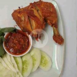 Pecel Ayam Paha (utuh)medium Sambel  Lalapan