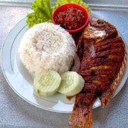 Nasi Timbel Ikan Bakar Sederhana