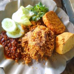 Ayam Kremes Tahu Tempe Tanpa Nasi