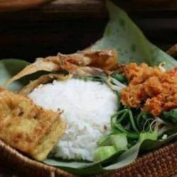 Nasi Urap Tempe Bacem