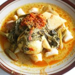 Kupat Sayur   Gorengan   Krupuk