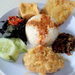 Nasi Tahu / Tempe