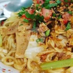 Mie Kuah Ayam(mie Godok)