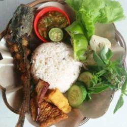 Paket Nasi Liwet Lele Goreng