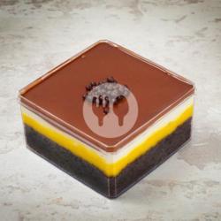 Durian Dessert Box