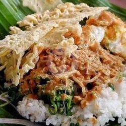 Nasi Pecel Ikan Nila Bakar