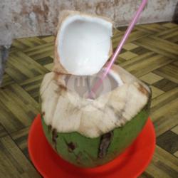 Kelapa Muda Satuan   Gula   Es