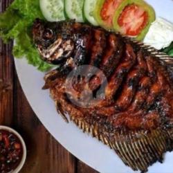 Ikan Bakar (gurame)