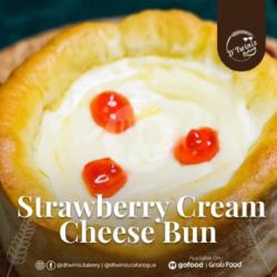 Strawberry Cream Cheese Bun