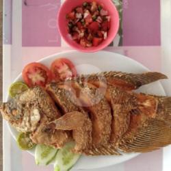 Ikan Gurami Goreng Kering