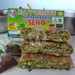 Martabak Susun 7 Telor Ayam Daging Ayam  Acar Dan Kuah