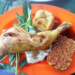 Ayam Tempe Tahu   Sayur Dan Sambal Terasi