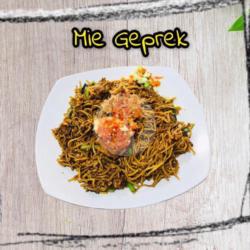 Mie Geprek