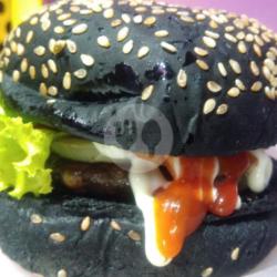 Cheese Black Pepper Beef Burger Hitam