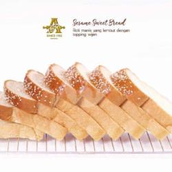 Sesame Sweet Bread