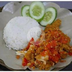 Nasi Fried Chicken Sambal Geprek