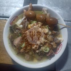 Soto Ayam Kumplit