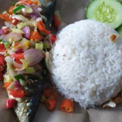 Ikan Kembung Sambal Matah,ijo,jeruk