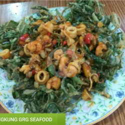 Kangkung Goreng Crispy Seafood