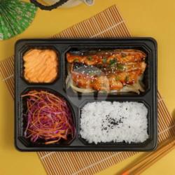 Nasi Salmon Teriyaki Bento