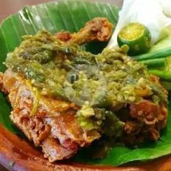 Bebek Goreng Sambal Ijo