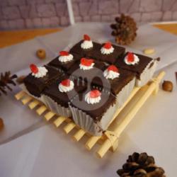 Cake Coklat Siram Isi 25