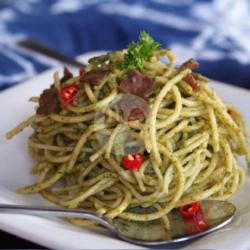 Creamy Pesto Spaghetti