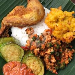 Sego Sambel Ayam Goreng