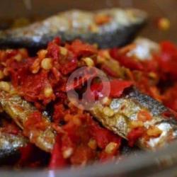 Ikan Asin Benggol Kentang Cabe Merah