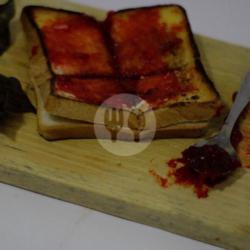 Roti Bakar Strawberry