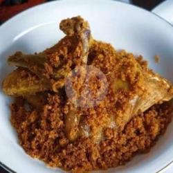 Nasi Rames Ayam Goreng   Perkedel