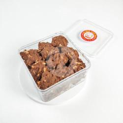 Chocolate Almond Cookies Kecil