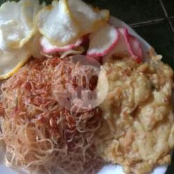 Bihun Goreng Plus Minum Teh Pucuk