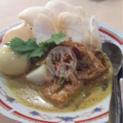 Lontong Kuah Kacang