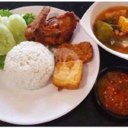 Nasi Nila Bakar Sayur Asem Komplit