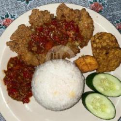 Nasi Ayam Geprek Mantap