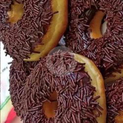 Donat Mesis Coklat