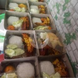 Nasi   Ayam Kremes(dada)