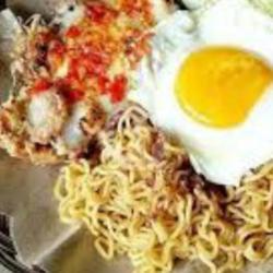 Indomie Ayam Gepuk Telor