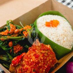 Nasi Rempah Ayam Sere Limo