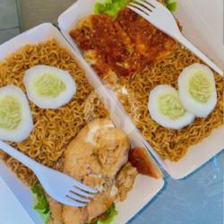 Mie Ayam Geprek Sambel Bawang