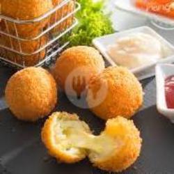 Bola Bola Kentang Mozarella
