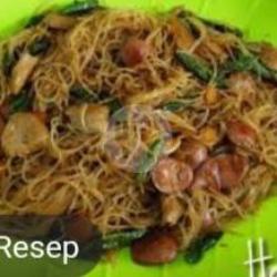 Bihun  Goreng Bakso Sosi Ayam